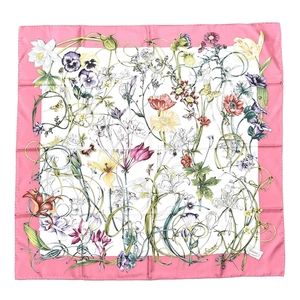 🆕️ Gucci Chrissye pink floral scarf